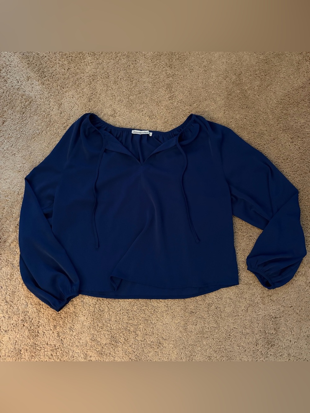 Abercrombie Women’s Long-Sleeve Open Neck Top | Navy | Size Small